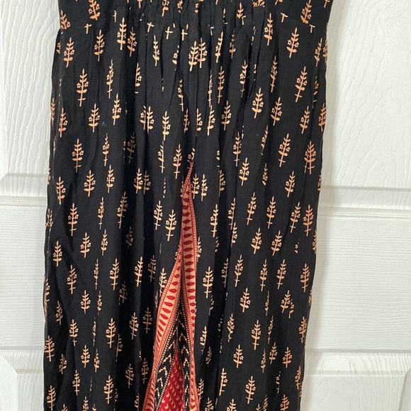 Irene’s Sky Viscose Maxi Dress Black Red adjustable Strap Small - Picture 9 of 11